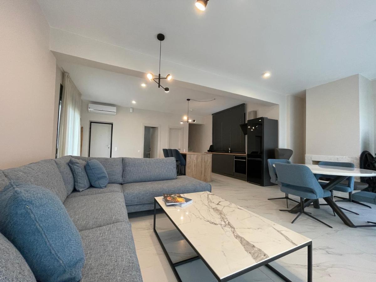 פוליכרונו Villa Oleandra By The Sea מראה חיצוני תמונה
