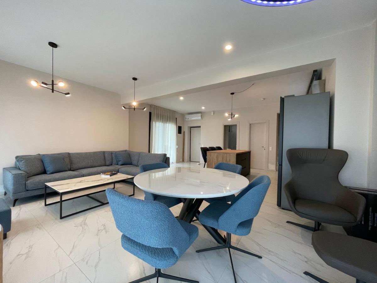 פוליכרונו Villa Oleandra By The Sea מראה חיצוני תמונה